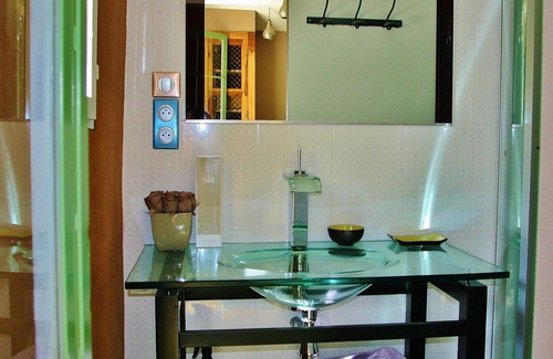 Labeaume Cottage | Charming self-catering cottage in Labeaume, private pool & private beach by the river