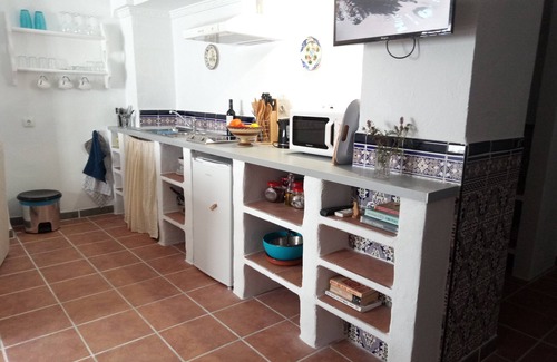 Moclin Apartment | Charming self contained apartment 58m square in the center of Moclin