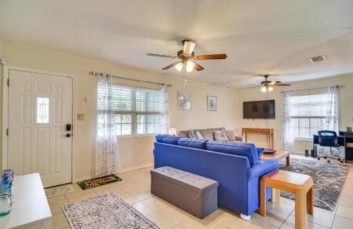 Seminole House | Charming Seminole Home with Patio 6 Mi to Beaches!