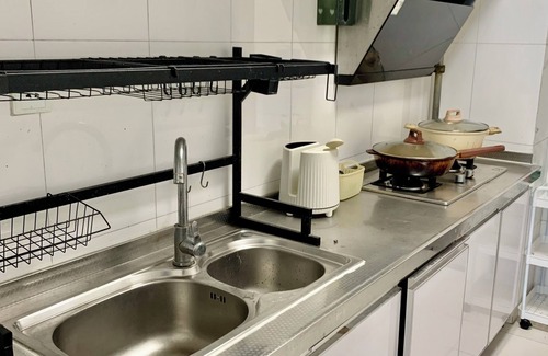Shuangjing Apartment | Charming shared separate room in 4bedroom Apt in Beijing downtown with AC, WiFi