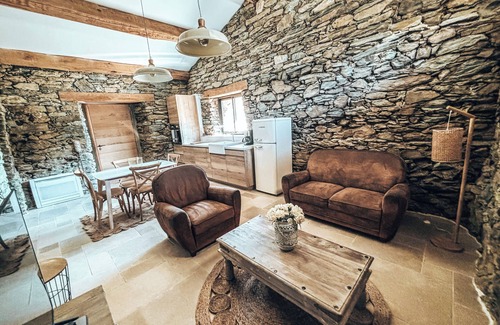 Murato House | Charming sheepfold "U Sognu" with heated swimming pool near Saint-Florent