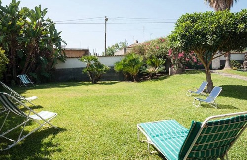 Acireale Villa | Charming Sicilian Villa With Park Between Etna & Taormina Near The Sea.Free wifi