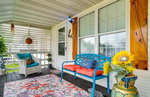St. James House | Charming St James Home Near Maramec Spring Park!