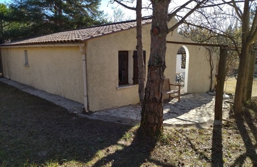 Le Garn Apartment | Charming studio 25 min from vallon pont d'arc