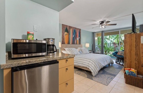 Kihei Resort | Charming Studio at Maui Banyan Resort - Walk to Beach, Pools, AC, Beach Gear