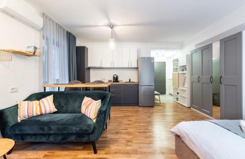 Bucharest Apartment | Charming Studio close to Unirii Square