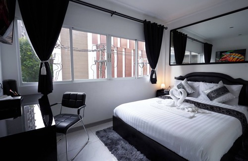 Khlong Tan Hotel | Charming hotel with AC in Krung Thep Maha Nakhon