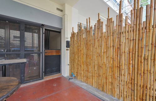 Bangkok Central Business District House | Charming 1-bedroom with WiFi and AC in wonderful Thonglor area