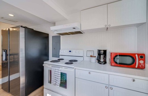 St. Augustine House | Charming Uptown Bungalow by RPG