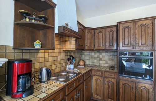 Preaux Cottage | Charming Village House with Large Garden, Games Room, and Proximity to Loire Castles and Beauval Zoo