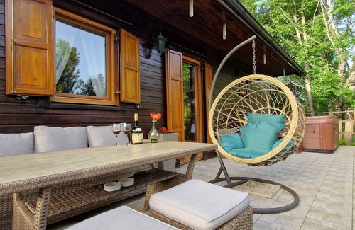 Sertic Poljana House | Charming wood house with outdoor hot tub located in National park Plitvice lake.