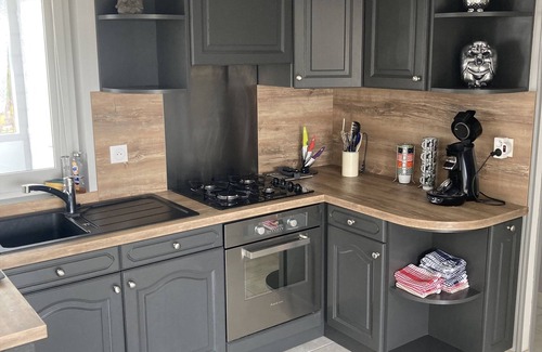 Porspoder House | Charming Wooden House With Garden