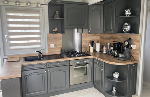 Porspoder House | Charming Wooden House With Garden