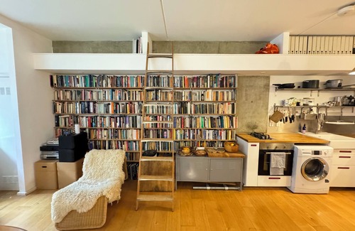 Newham Apartment | Charmingly Trendy 1BD Flat, near Regents Canal