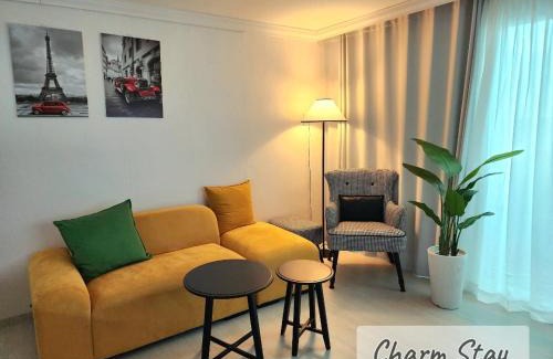 Sangam-dong Apartment | CHARMSTAY In Seoul 합법숙소 공항철도 지하철역3분 3R2B
