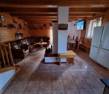Ruzomberok Ski Chalet | Chata Hrabovo
