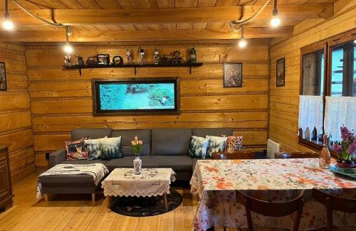 Myslenice House | Chata pod lasem z balią i sauną