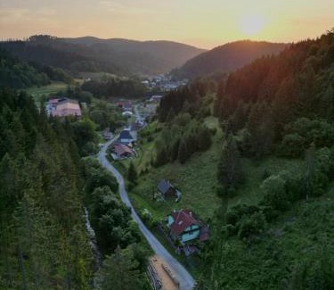 Turcek House | Chata pod lesom