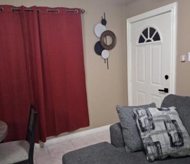 Saint Andrew Apartment | Chateau Central at Sunbury Apts