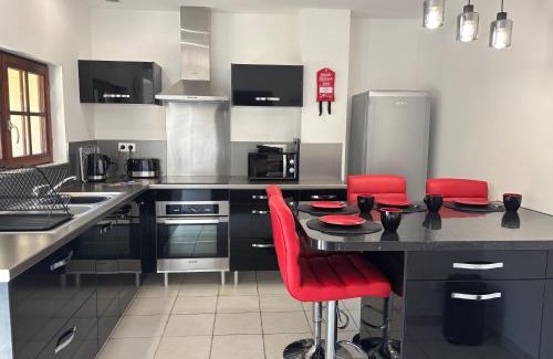 Liorac-sur-Louyre Villa | Chateau De La Ricardie Beautiful Rural Property Gite Villa