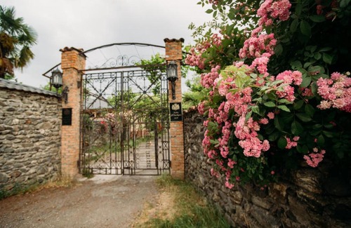 Eniseli Hotel | Chateau Eniseli