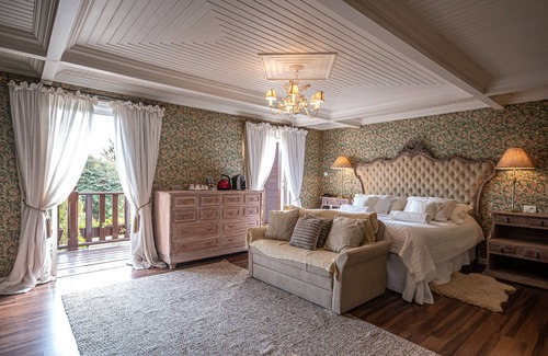 Vila Everest Hotel | Chateau La Villette