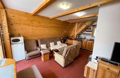 Stola Cabin | CHATKA ŠTÔLA