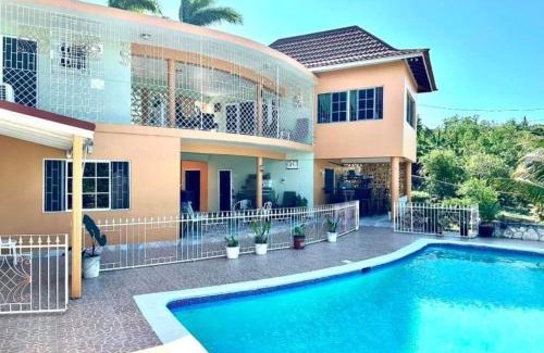 IronShore Estates House | Chaudhry House Montego Bays- 2nd floor apt