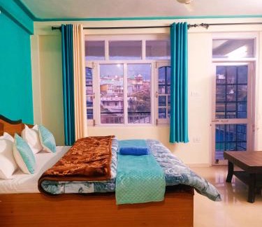 Naddi House | Check-in & Chill