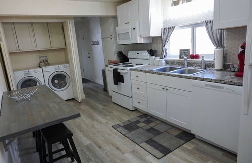 Berkley House | Check this house out! It has a Hot Tub, Gas Fire Pit and Corn Hole!