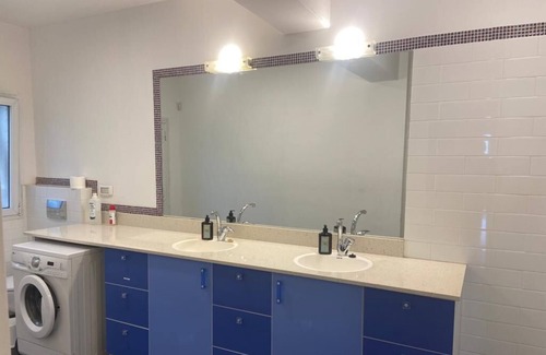 Zikhron Ya'aqov Villa | Cheerful 4-bedroom home with Sea & Nature VISTA