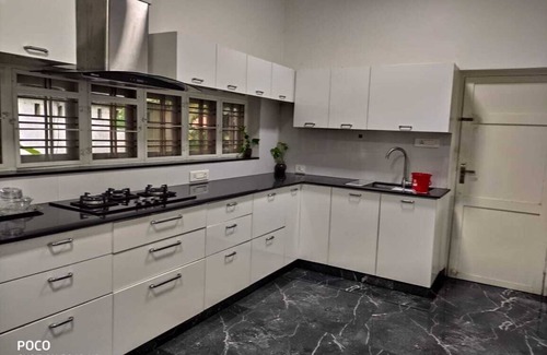 Thrippunithura House | Cheerful 4 Bedroom Villa with Ensuite and Parking