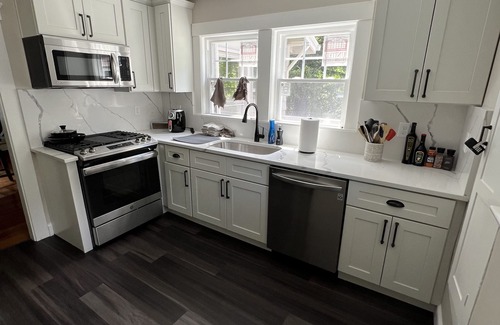 Framingham House | Cheerful entire house with 3 bedrooms and work area.