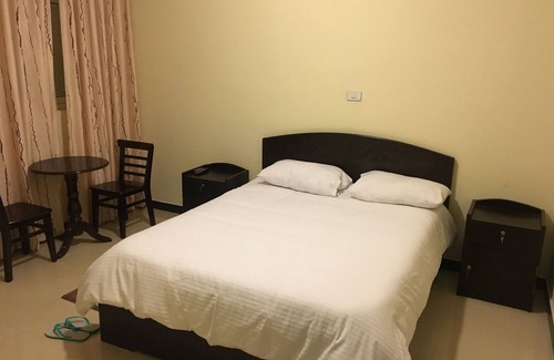 Bole Bed & Breakfast | Cheers Bed & Breakfast