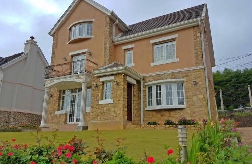 Nuwara Eliya Villa | Cheltenham Cottage - Little England Cottages