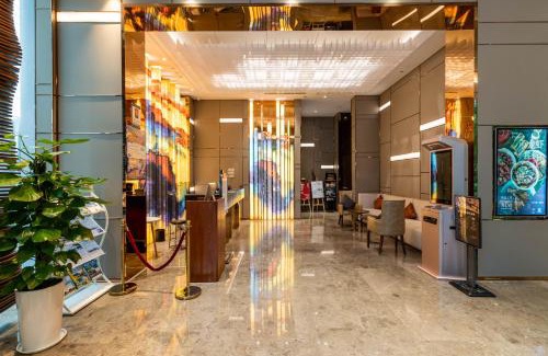 Hejiang Pavilion Hotel | Cheng Du Wifc Suites -YYC Preferred成都西金阁套房