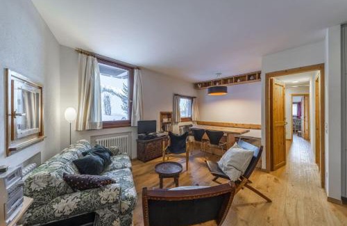 Celerina-Schlarigna Apartment | Chesa Piz Padella - Celerina