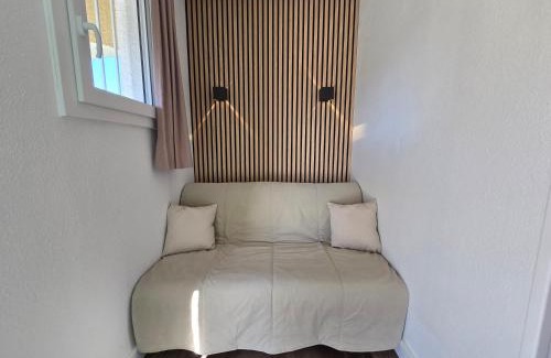 Les Restanques Apartment | Chez Adriana Studio VUE MER avec Piscine