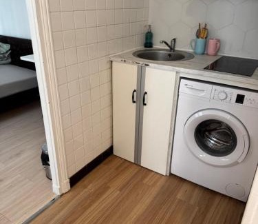 Villejuif Apartment | Chez Bleu