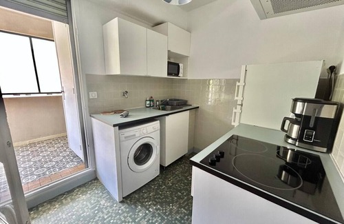 5th Arrondissement Apartment | Chez Emma - apartment with terrace near Timone Conception