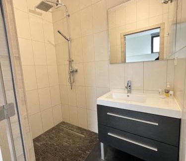 Heer House | Chez ida