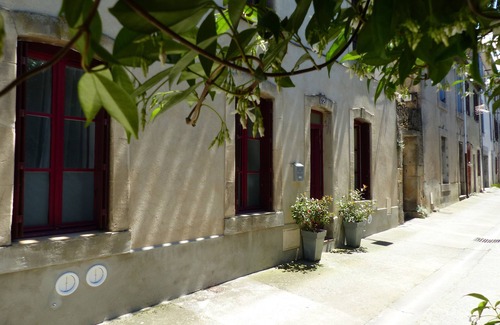 Carcassonne House | Chez Jean*View to Cité*Aircon*200m walk to Cité*2 Bedrooms*Quiet and charming
