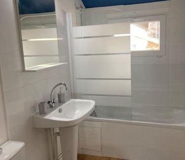 La Norville Apartment | chez karine 7