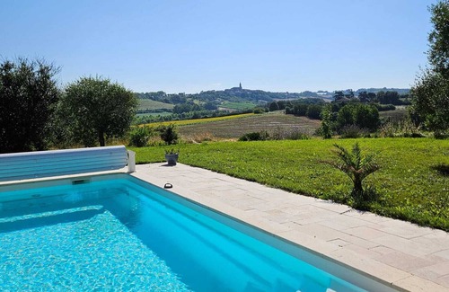 Salvagnac House | Chez Magali, a relaxing natural setting with swimming pool