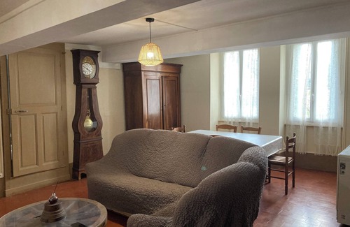 Vianges House | Chez Marie et Lucien Between Morvan and vineyards