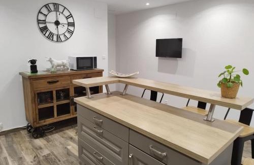 Aigues-Mortes Medieval City House | chez sandrou