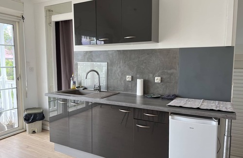 Saint-Pierre De La Reunion Apartment | Chez Ti Pêcheur Appartement T2 Dans une Belle Résidence Créole sur Saint-pierre