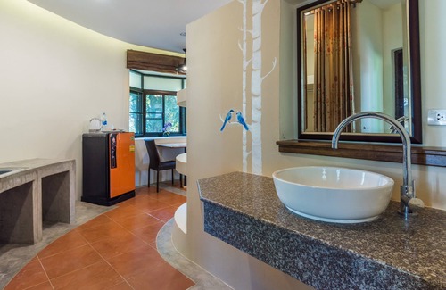 Nang Lae Hotel | Chiangrai Lake Hill Resort