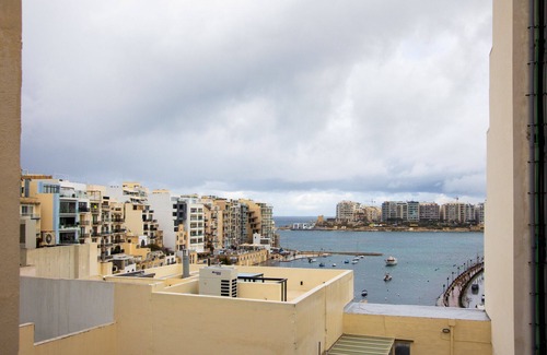 Paceville Apartment | Chic 1BR Retreat in St Julian's