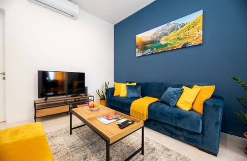 Paceville Apartment | Chic 1BR Retreat in St Julian's